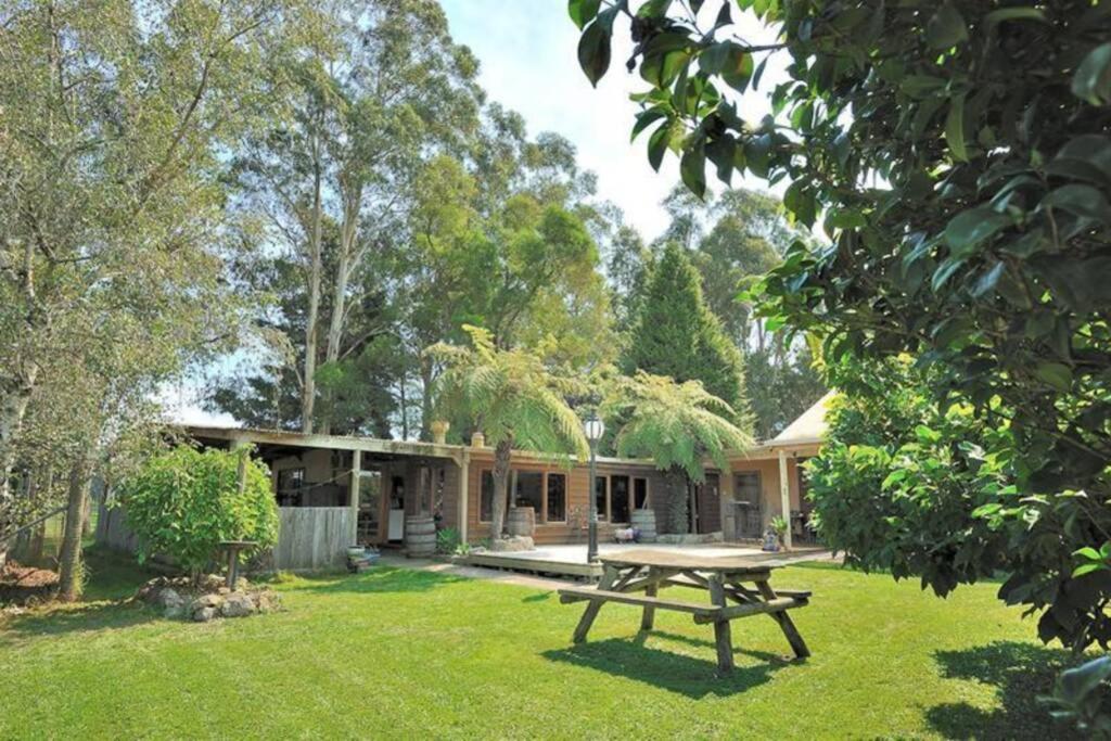 Jindi Hills Retreat Villa Jindivick ภายนอก รูปภาพ